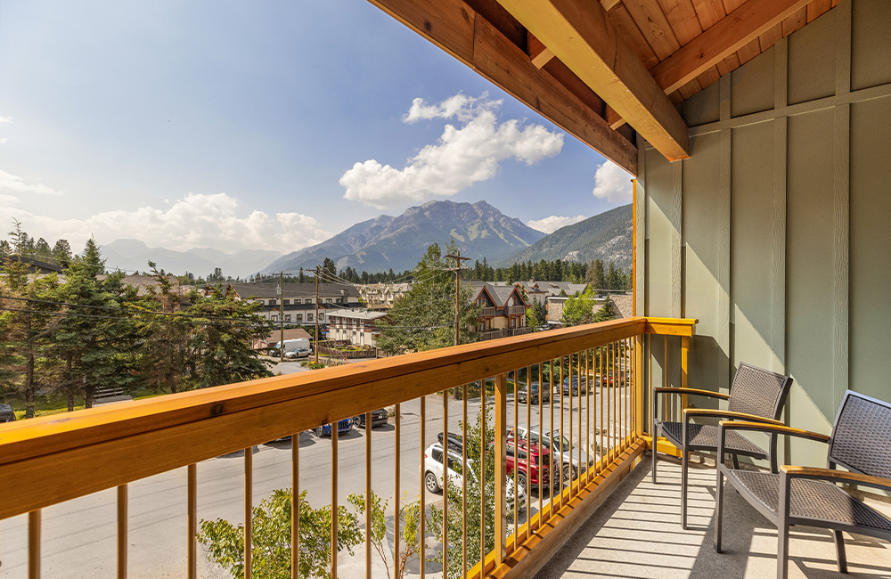 Otter Hotel Banff Hotel Mountain Views